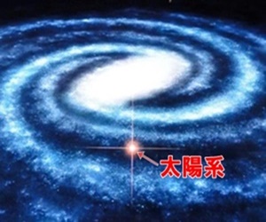 天の川銀河の中心方向には何があるのか？星が埋め尽くした未知の領域画像
